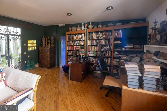 230 FERRY ST, Easton, PA 18042