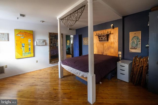 230 FERRY ST, Easton, PA 18042