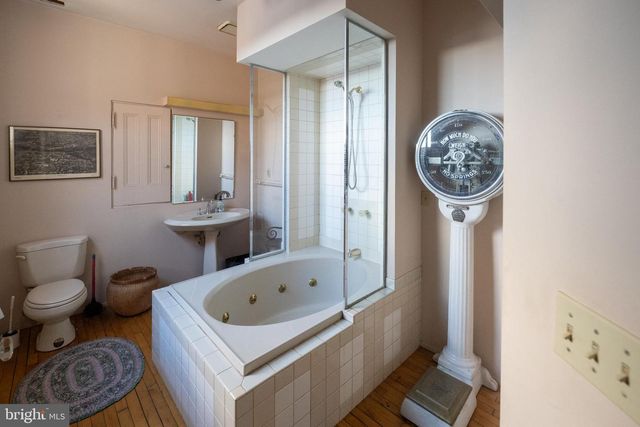 230 FERRY ST, Easton, PA 18042