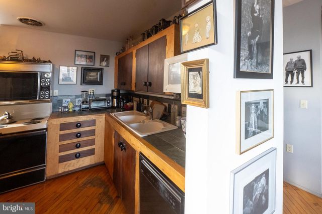 230 FERRY ST, Easton, PA 18042