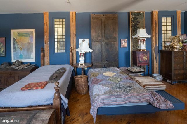 230 FERRY ST, Easton, PA 18042