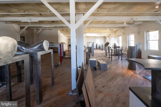 230 FERRY ST, Easton, PA 18042