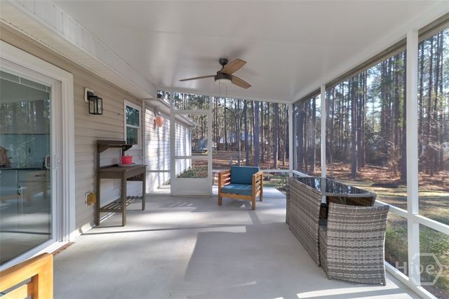 475 Shadowbrook Circle, Springfield, GA 31329