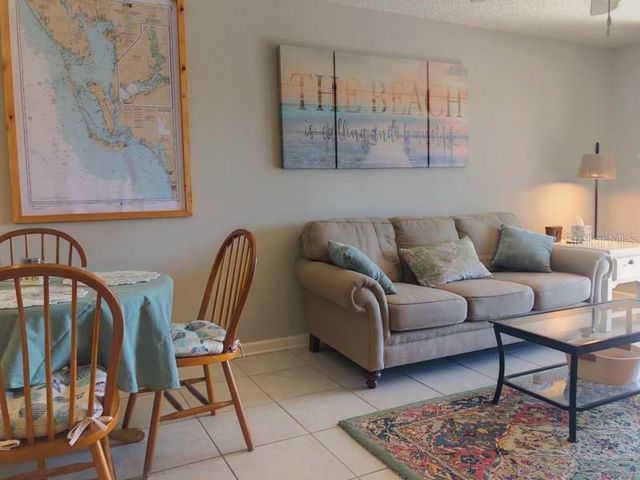1358 ROCK DOVE COURT 7, Punta Gorda, FL 33950