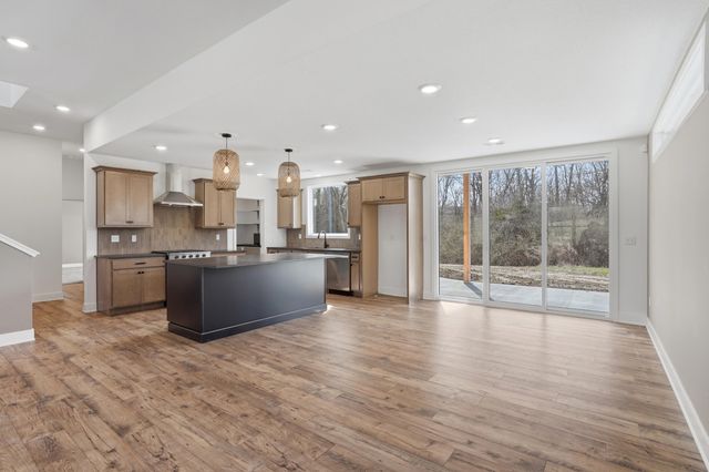 4509 VECCHI LN, Columbia, MO 65203