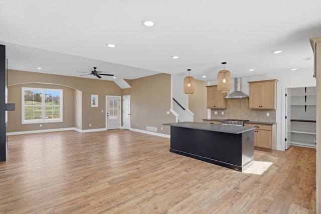 4509 VECCHI LN, Columbia, MO 65203