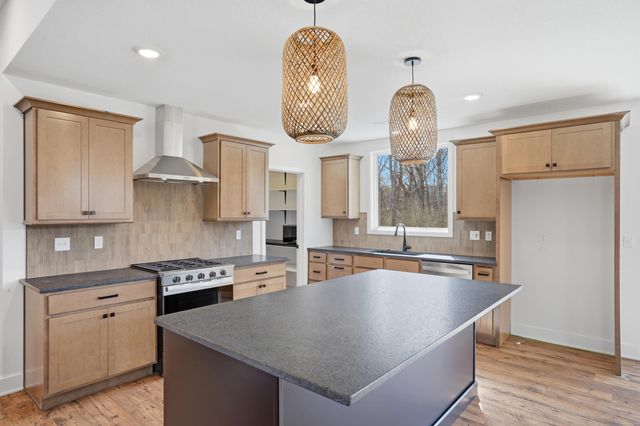 4509 VECCHI LN, Columbia, MO 65203