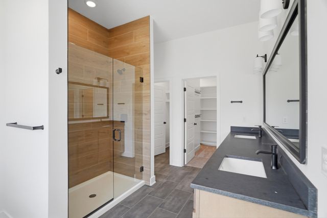 4509 VECCHI LN, Columbia, MO 65203