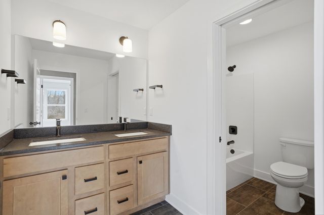 4509 VECCHI LN, Columbia, MO 65203