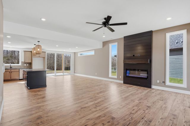 4509 VECCHI LN, Columbia, MO 65203