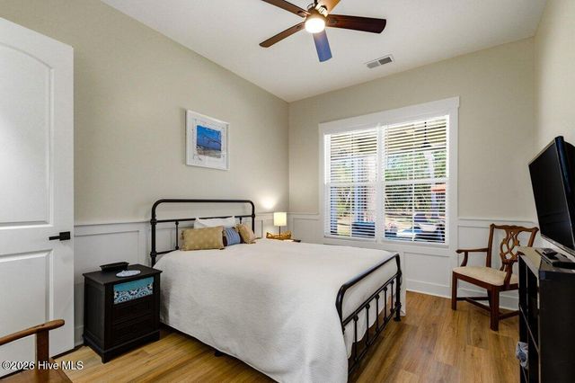 1220 N Middleton Drive NW, Calabash, NC 28467