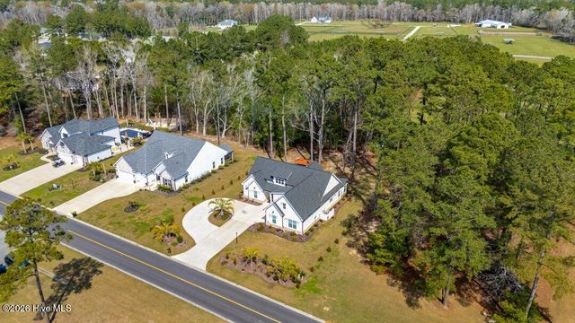 1220 N Middleton Drive NW, Calabash, NC 28467