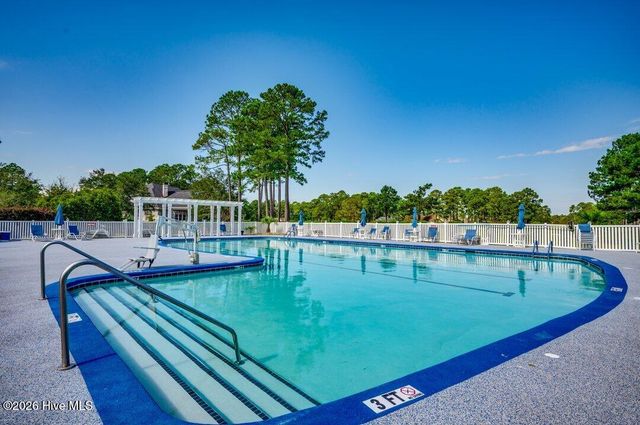 1220 N Middleton Drive NW, Calabash, NC 28467