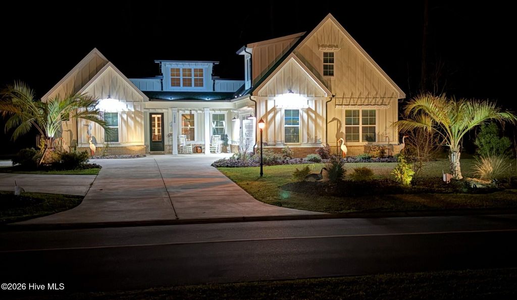 1220 N Middleton Drive NW, Calabash, NC 28467