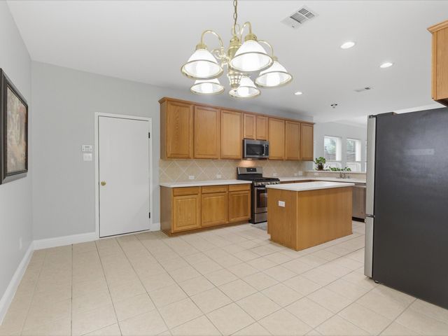 1104 Churchill Drive, Frisco, TX 75036