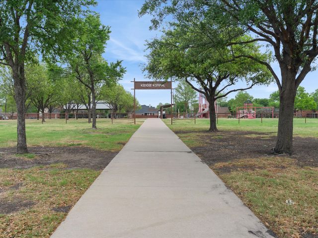 1104 Churchill Drive, Frisco, TX 75036