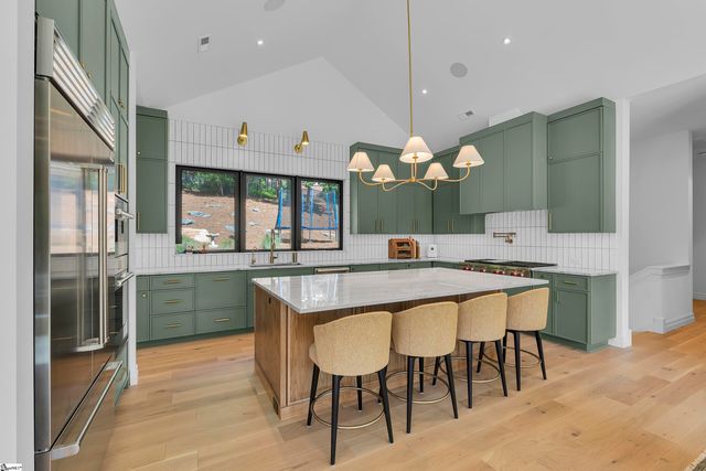 725 Bennett Street, Greenville, SC 29609