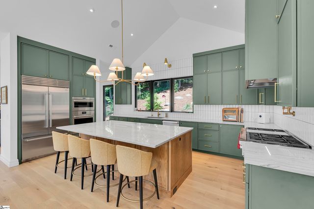725 Bennett Street, Greenville, SC 29609
