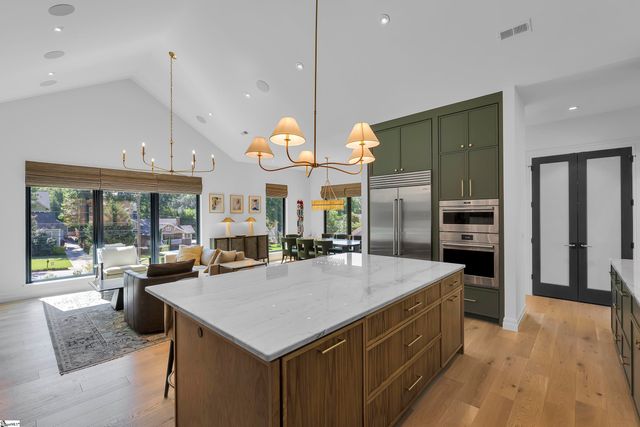 725 Bennett Street, Greenville, SC 29609
