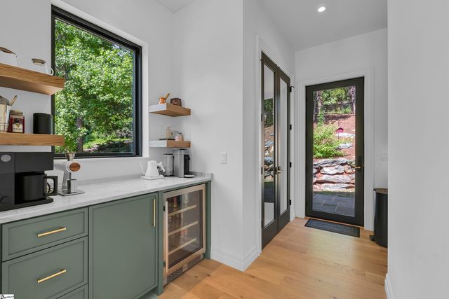 725 Bennett Street, Greenville, SC 29609