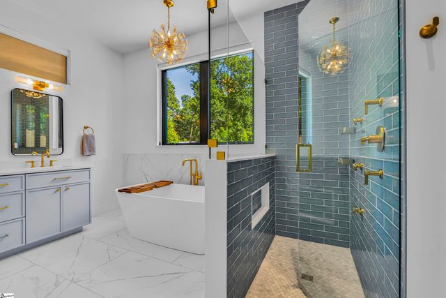 725 Bennett Street, Greenville, SC 29609