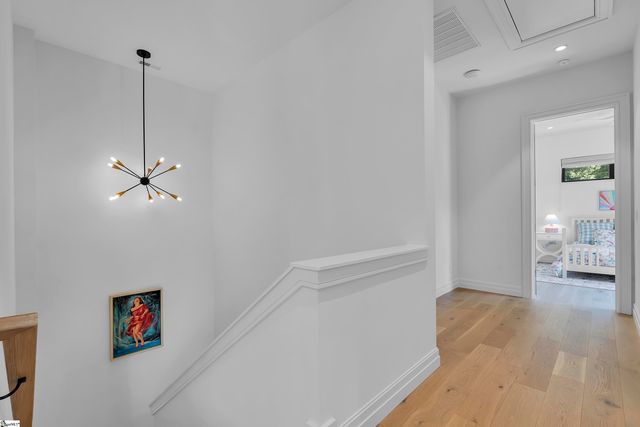 725 Bennett Street, Greenville, SC 29609