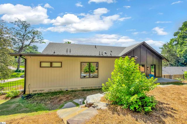 725 Bennett Street, Greenville, SC 29609