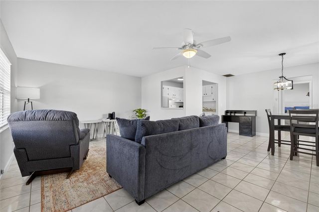 301 ANDOVER PLACE S 171, Sun City Center, FL 33573