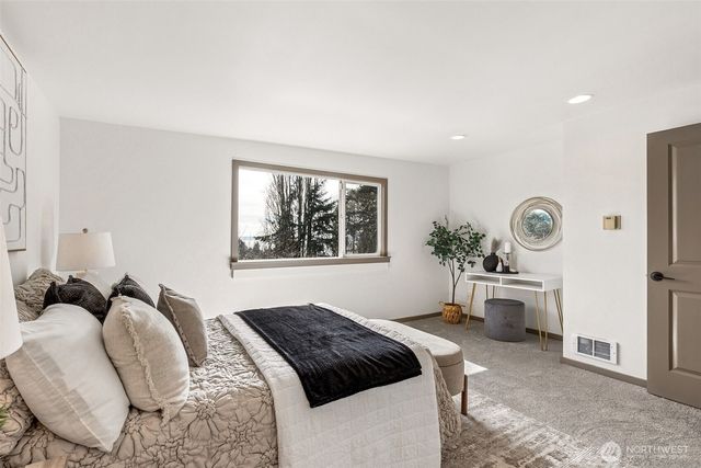 17220 Sylvester Road SW, Normandy Park, WA 98166