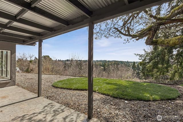 17220 Sylvester Road SW, Normandy Park, WA 98166