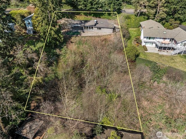 17220 Sylvester Road SW, Normandy Park, WA 98166