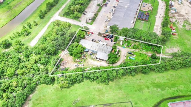 17513 El Camino Real, Houston, TX 77058