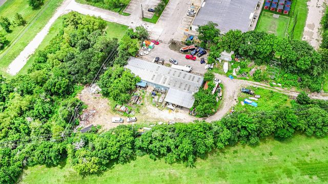 17513 El Camino Real, Houston, TX 77058