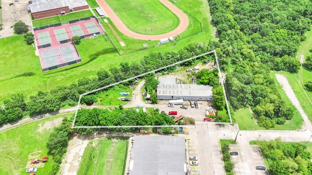 17513 El Camino Real, Houston, TX 77058