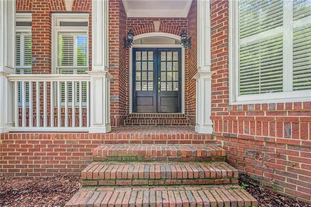 8425 Edwardton Drive, Roswell, GA 30076