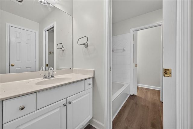 8425 Edwardton Drive, Roswell, GA 30076