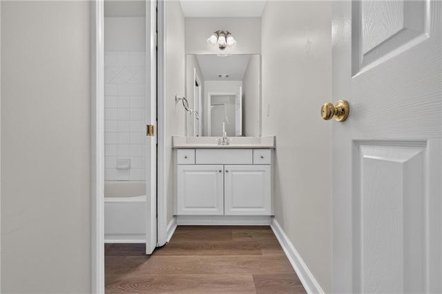 8425 Edwardton Drive, Roswell, GA 30076
