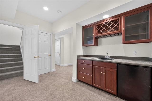8425 Edwardton Drive, Roswell, GA 30076