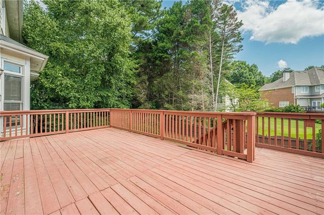 8425 Edwardton Drive, Roswell, GA 30076