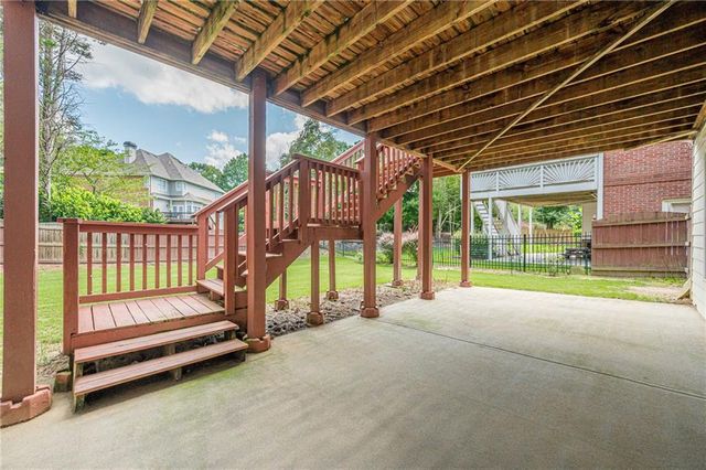 8425 Edwardton Drive, Roswell, GA 30076