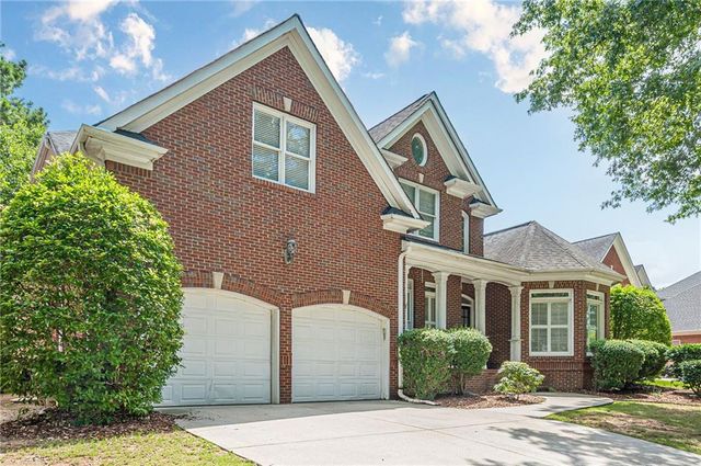 8425 Edwardton Drive, Roswell, GA 30076