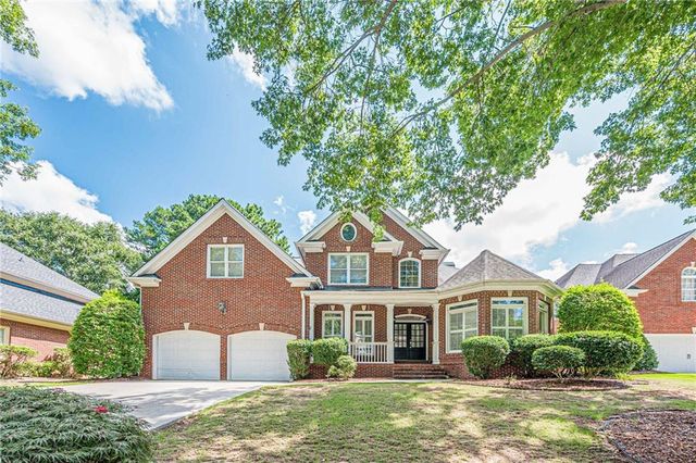 8425 Edwardton Drive, Roswell, GA 30076
