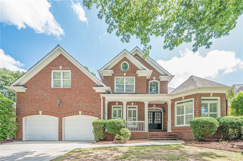 8425 Edwardton Drive, Roswell, GA 30076