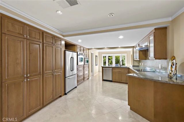 42 Mirador, Irvine, CA 92612