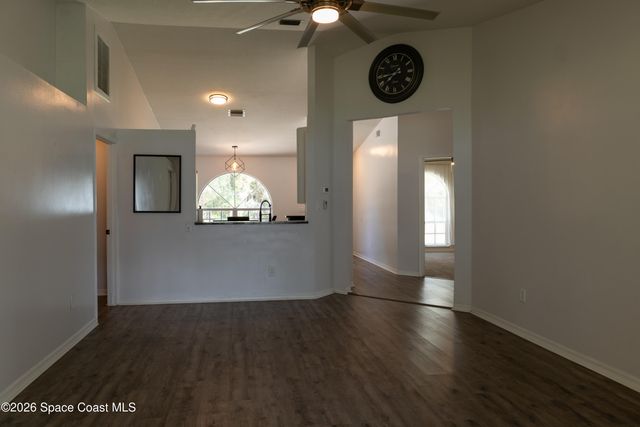 1572 Holbrook Road NW, Palm Bay, FL 32907
