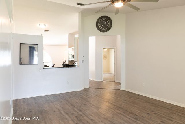 1572 Holbrook Road NW, Palm Bay, FL 32907
