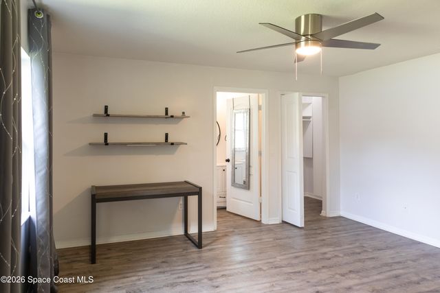 1572 Holbrook Road NW, Palm Bay, FL 32907