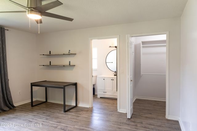1572 Holbrook Road NW, Palm Bay, FL 32907