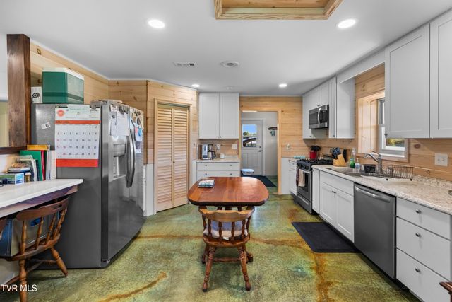 1945 Brown Springs Road, Greeneville, TN 37743