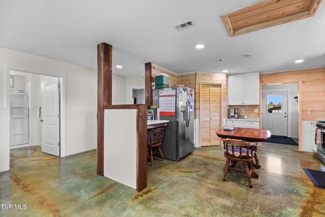 1945 Brown Springs Road, Greeneville, TN 37743